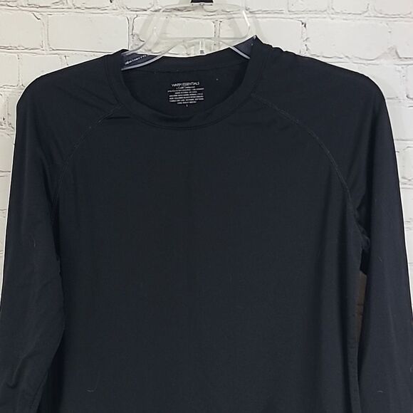Women's Thermal Active Top Warm Essentials Cuddl Duds Black Coolpass Baselayer - Picture 2 of 4